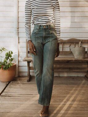 Esby Lindsey Jean in Decade Wash Size 27